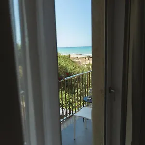 A Due Passi Dal Mare , Gela Italie